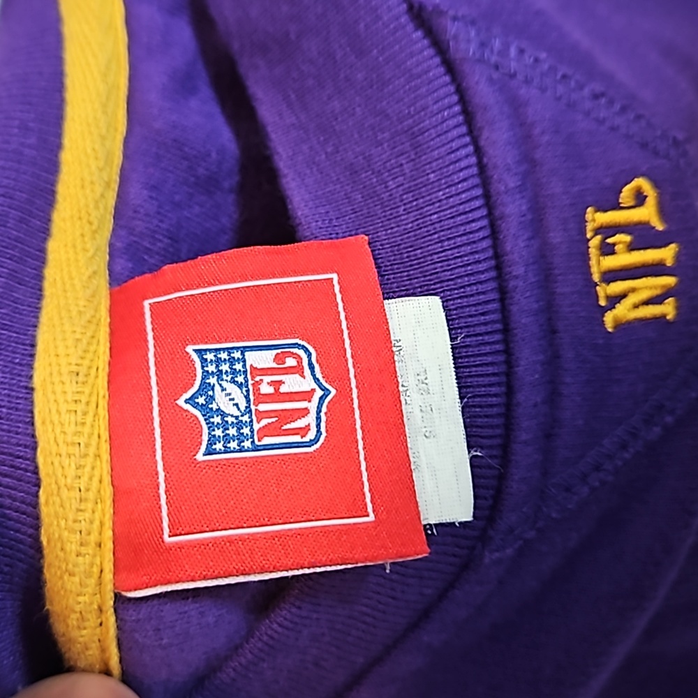 Vtg Viking's 2XL crewneck sweatshirt, purple gold - Picture 6 of 8
